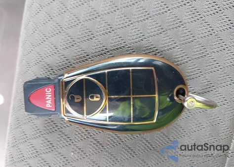 2010 Chrysler Town & Country New Lx z USA, uszkodzony, nr VIN 2A4RR2D15AR392468